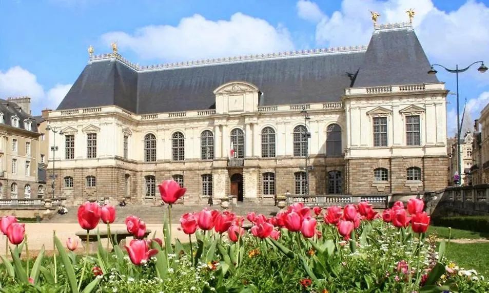 Gite La Maison La Saint-Aubin-d'Aubigne Dom wakacyjny